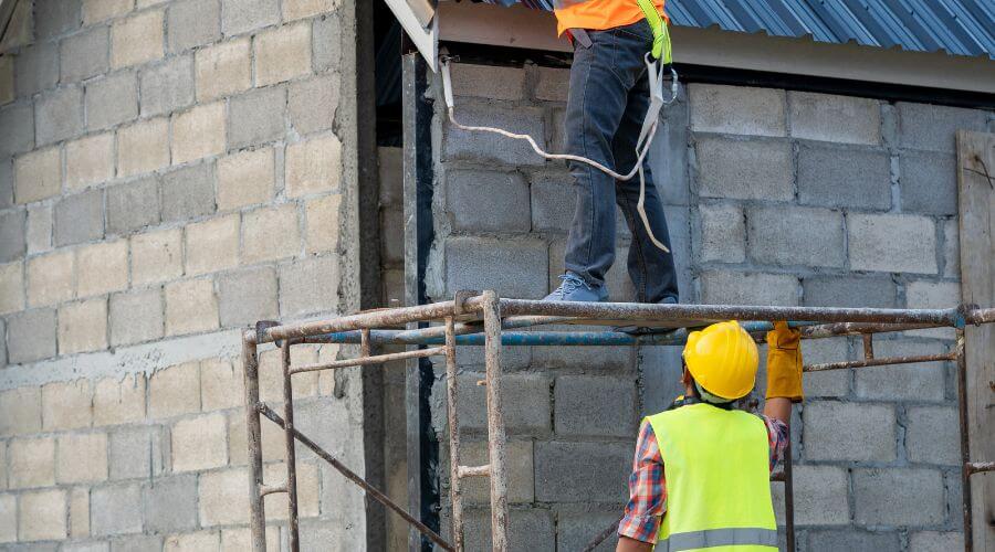 Expert new roof installation services in De Valls Bluff, AR